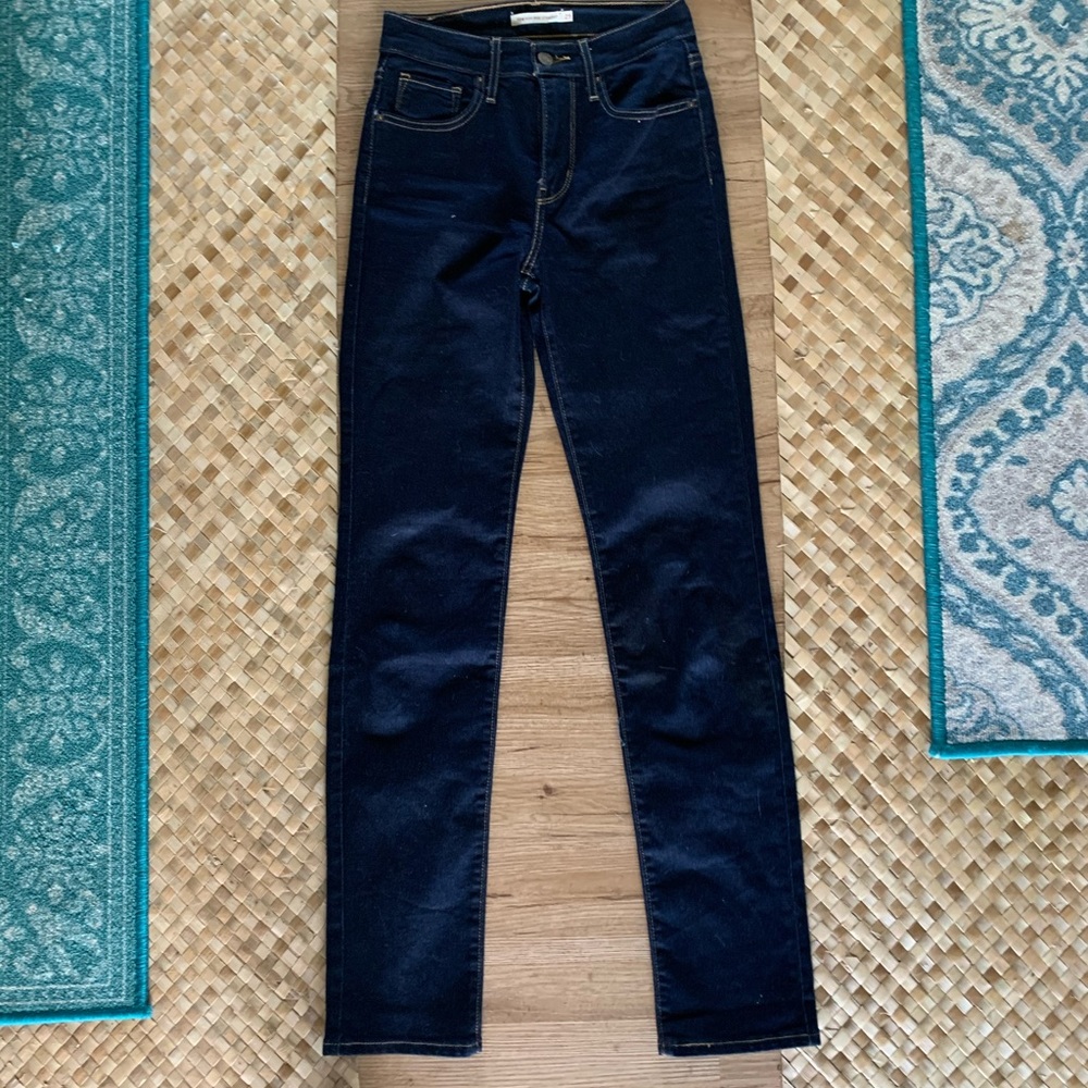 Levi 724 high rise straight leg